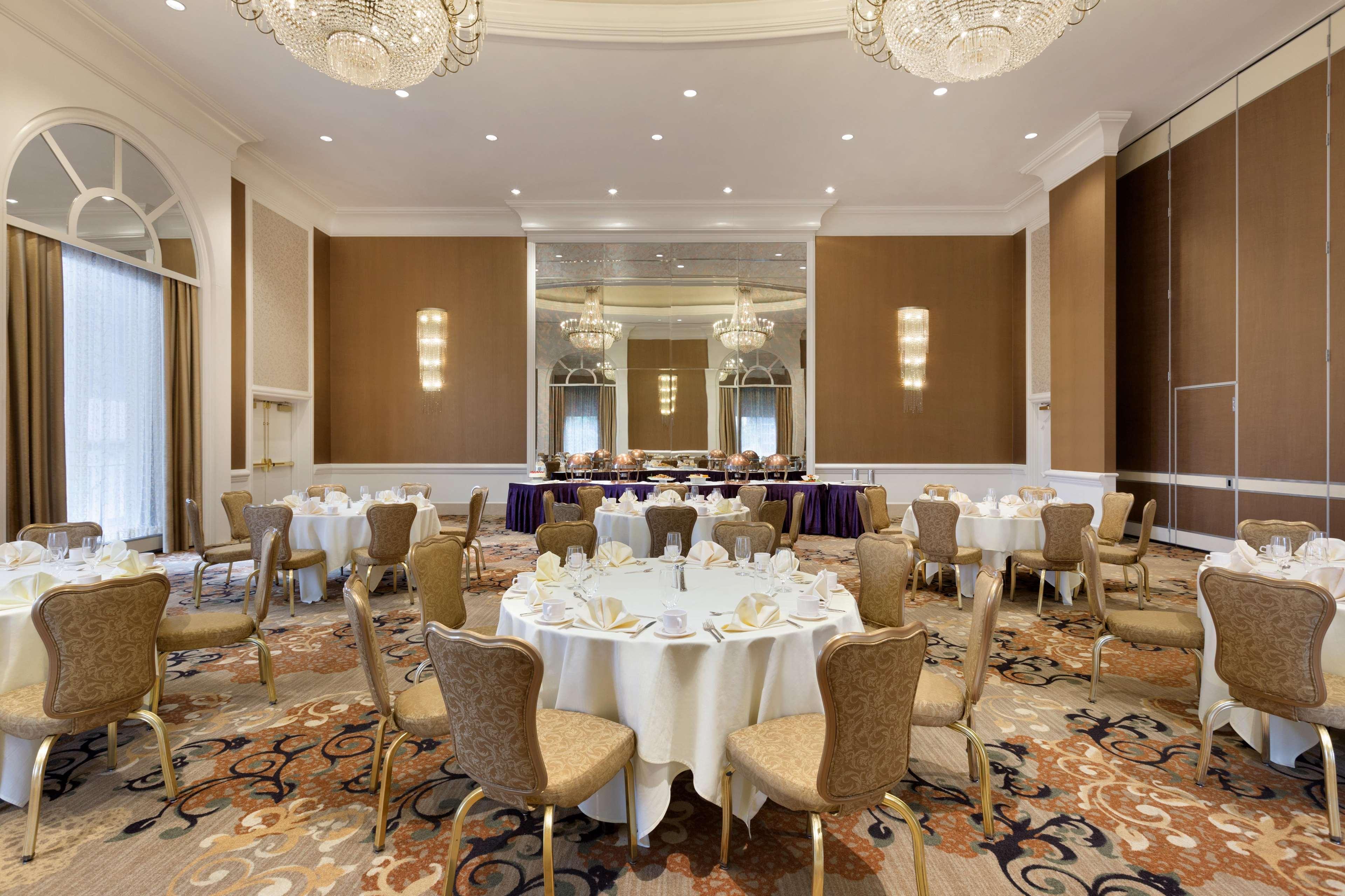 Hilton Philadelphia City Avenue Екстер'єр фото