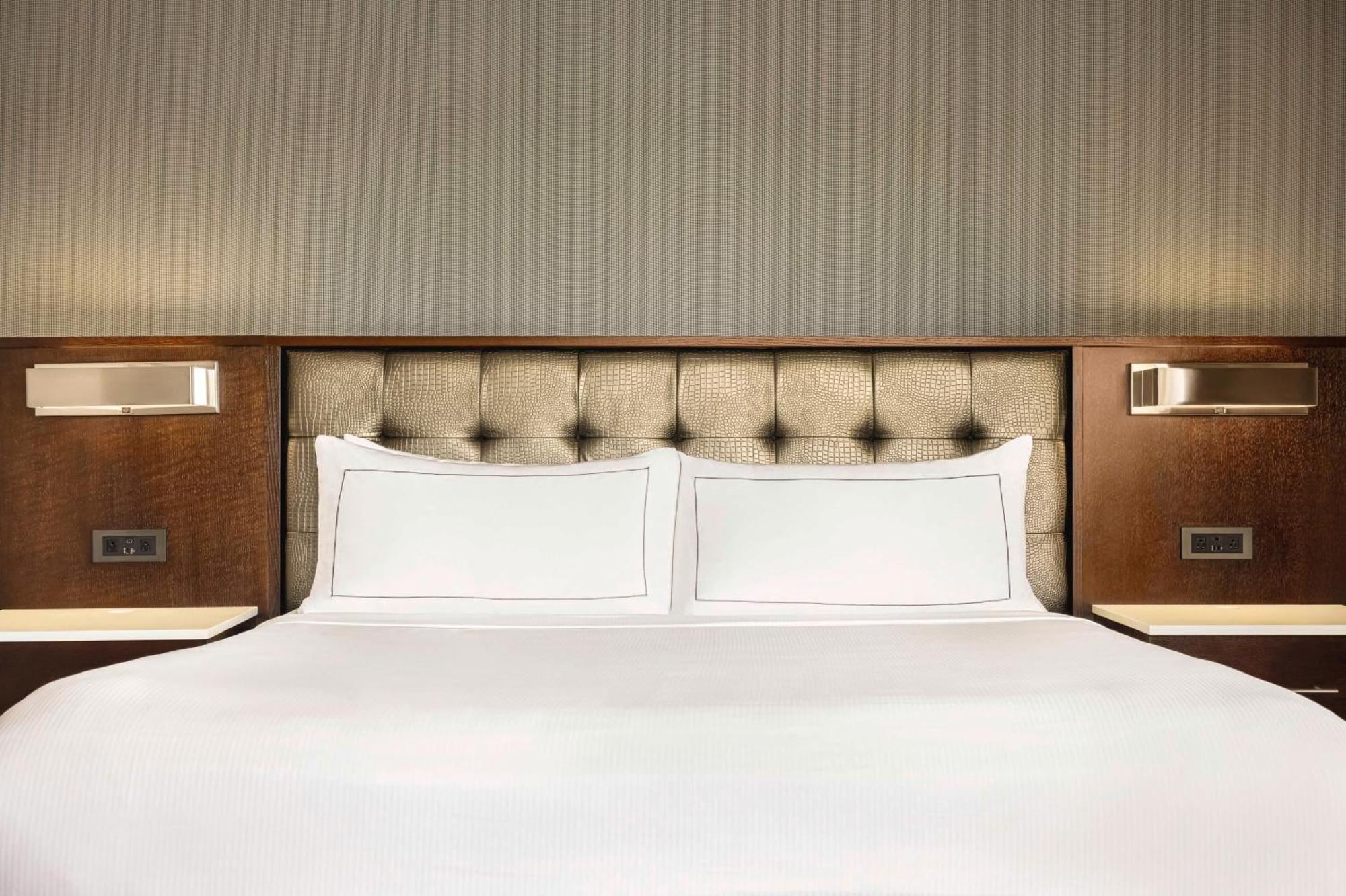 Hilton Philadelphia City Avenue Екстер'єр фото