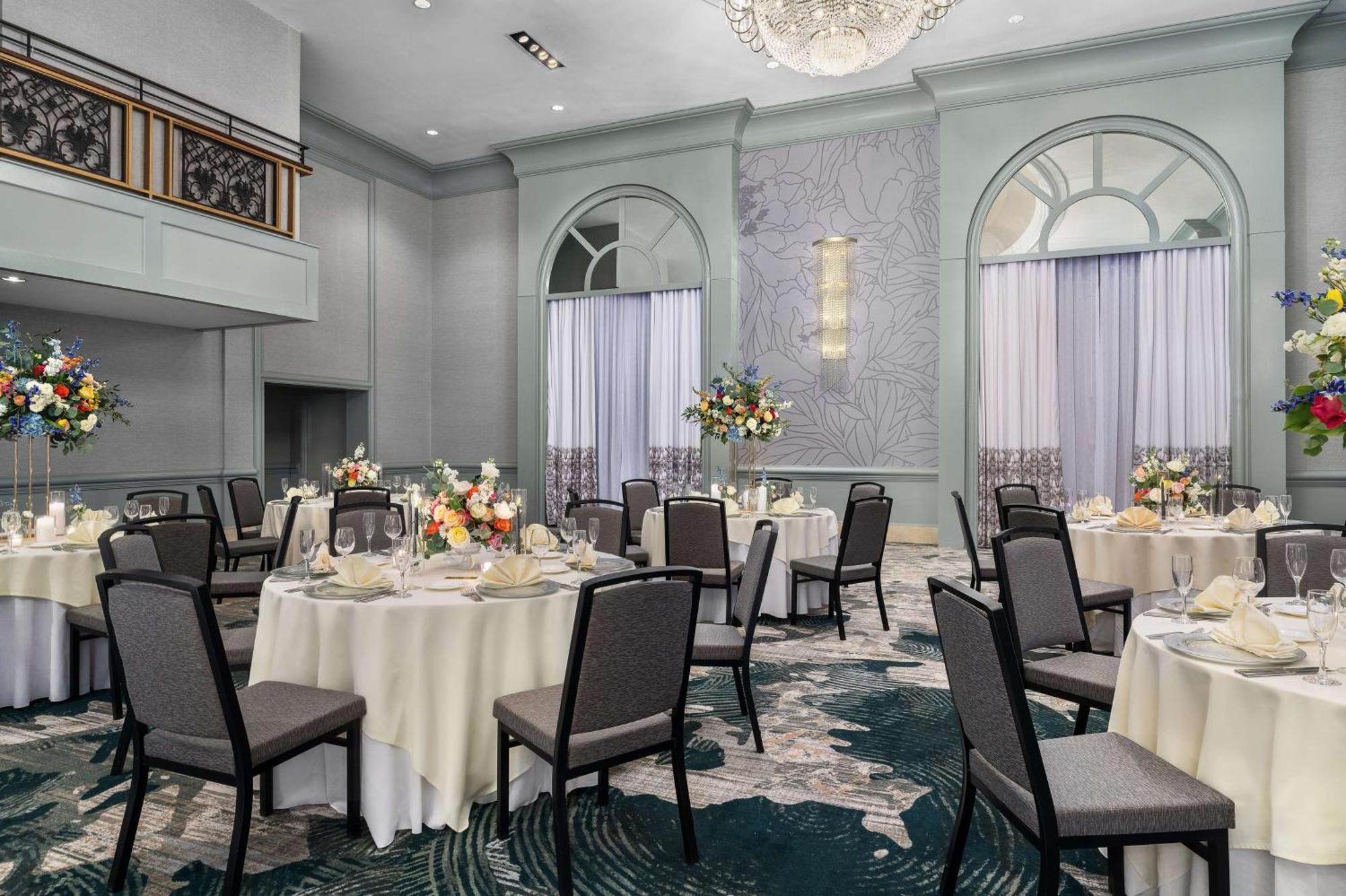 Hilton Philadelphia City Avenue Екстер'єр фото